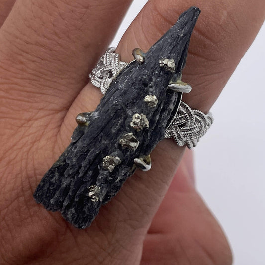 Obsidian Edge（Handmade One of a Kind）