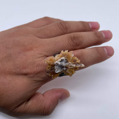 Golden Radiance Blooming in Heart（Handmade One of a Kind）