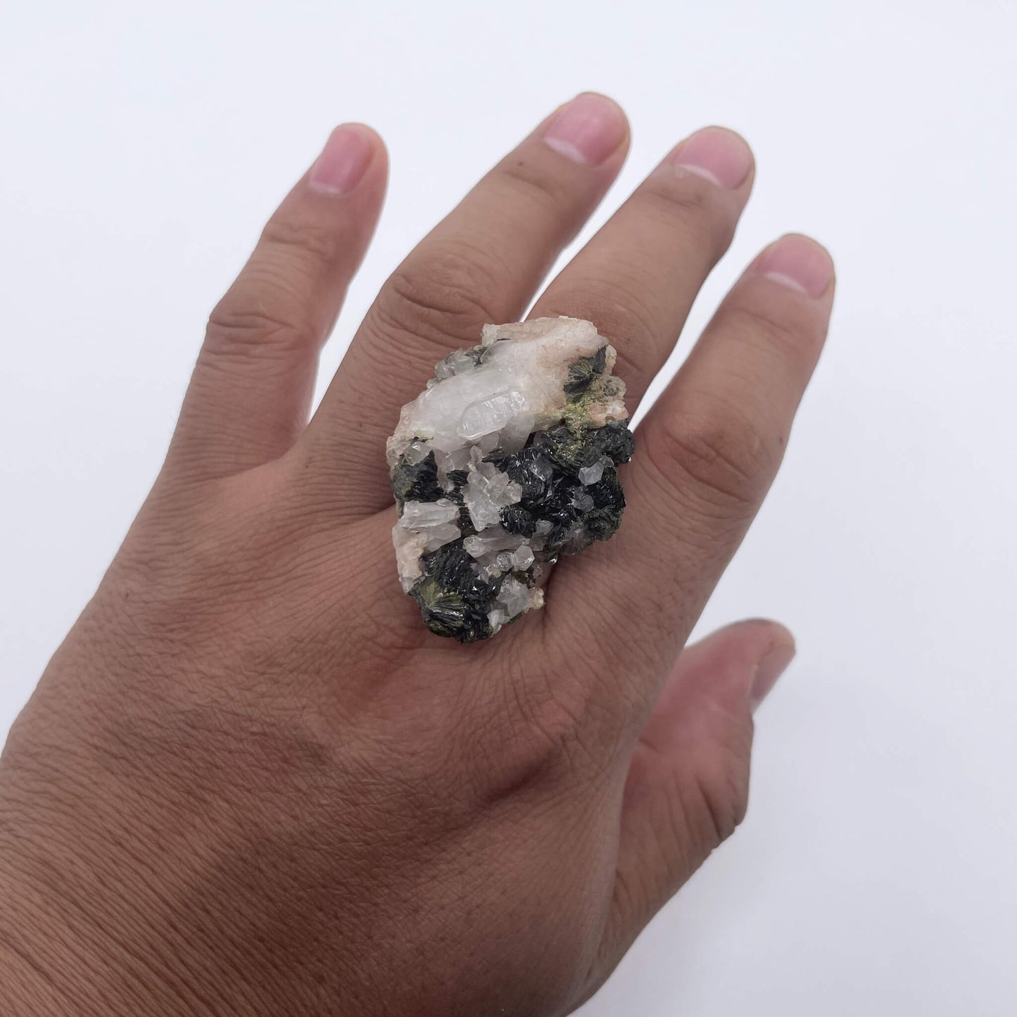 Green Rock Hiding Crystals（Handmade One of a Kind）