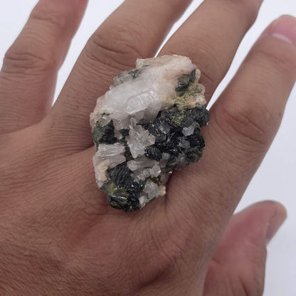 Green Rock Hiding Crystals（Handmade One of a Kind）