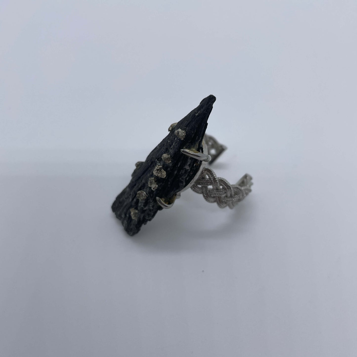 Obsidian Edge（Handmade One of a Kind）