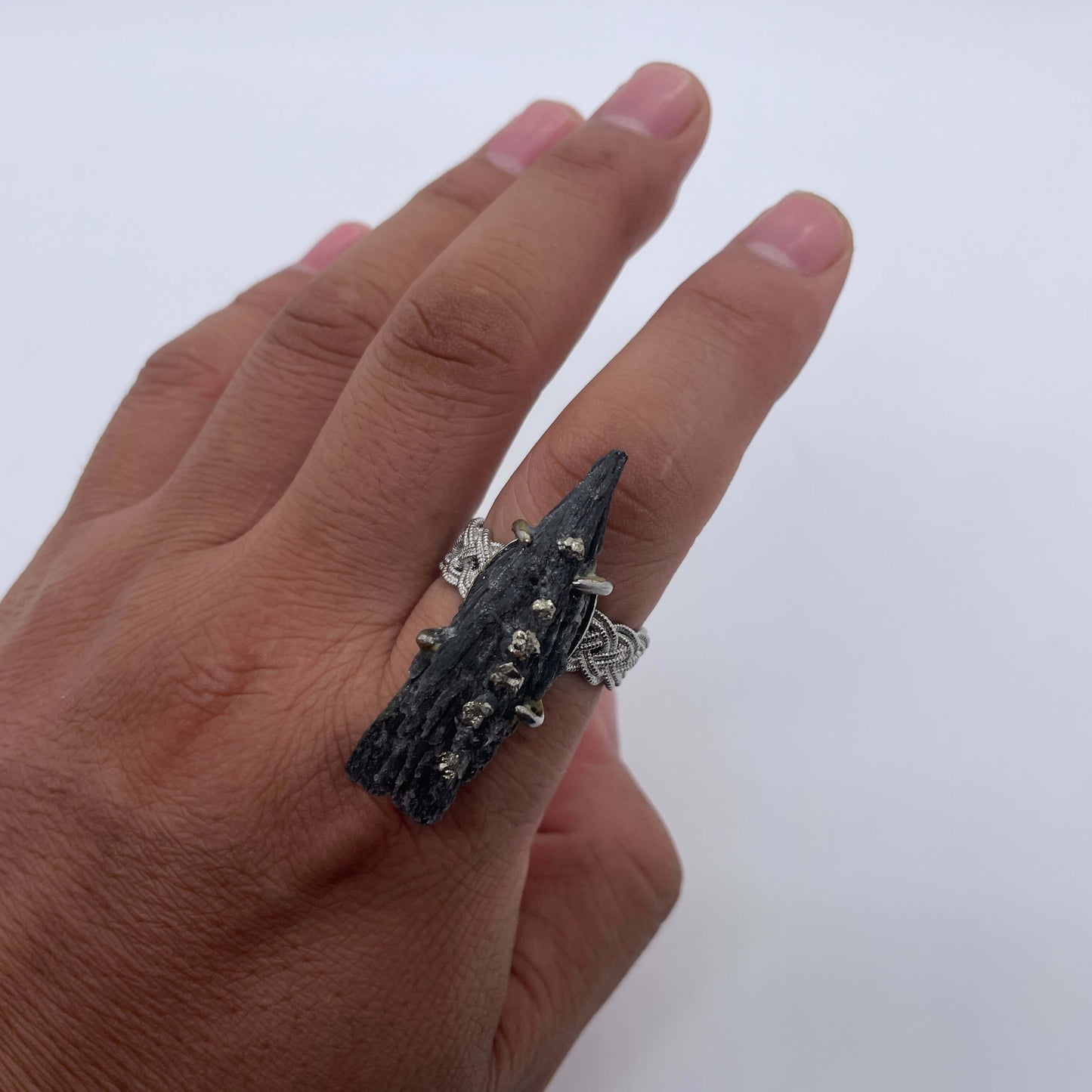 Obsidian Edge（Handmade One of a Kind）