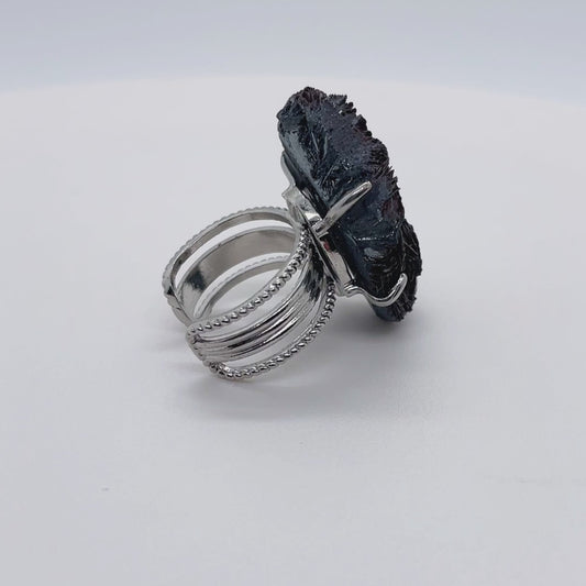 Iron Threads Weaving Dreams（Handmade One of a Kind）